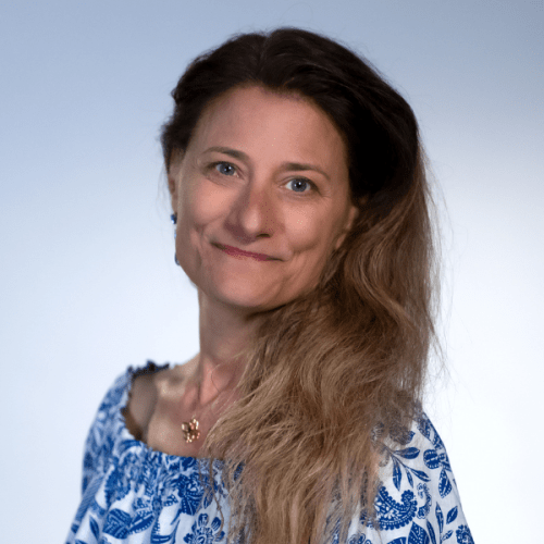 Photo of Stephanie Armour